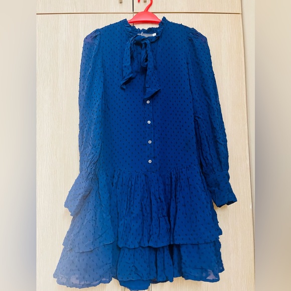 (NWOT) Mint velvet short dress - Picture 3 of 4